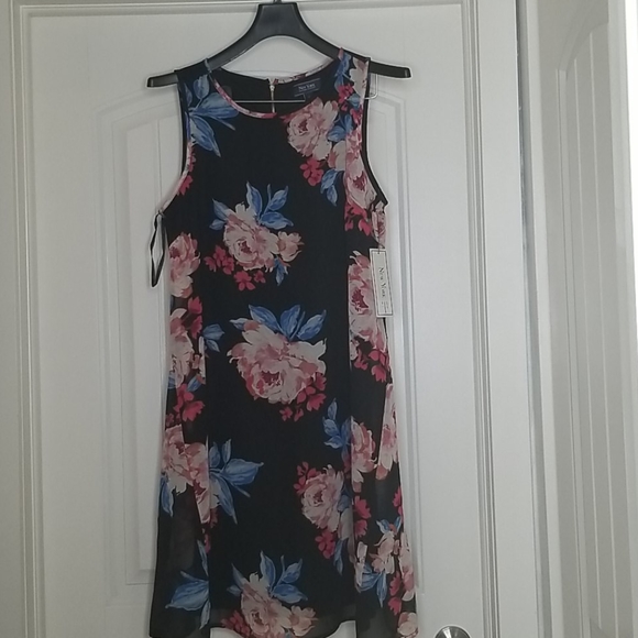 NYCC Floral Chiffon Dress 10 - Picture 3 of 8